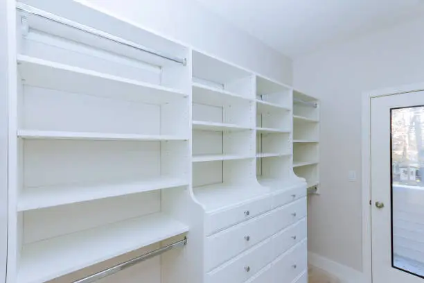 Closet builders near me create custom closet systems for efficient storage by KBR Closet in Bethesda.